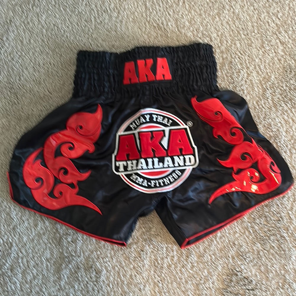 Aka Thailand Muay Thai shorts and shirt both Xl